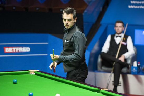 世锦赛奥沙利文连丢4局 第二阶段7-9被塞尔比反超 世锦赛奥沙利文连丢4局 第二阶段7-9被塞尔比反超