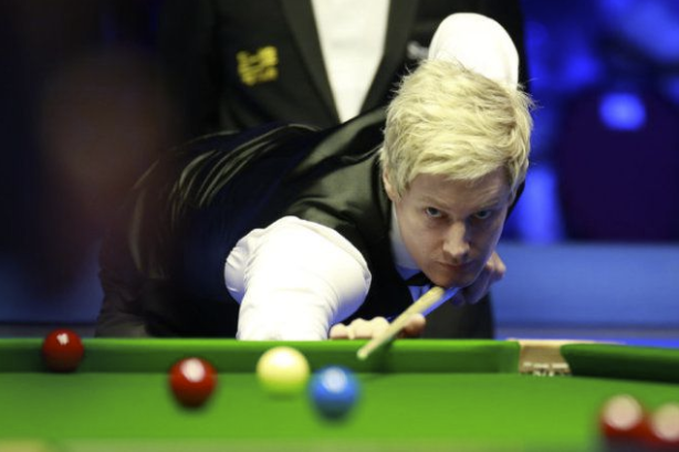 冠中冠罗伯逊卫冕失败 艾伦10-6夺冠进账15万镑 冠中冠罗伯逊卫冕失败 艾伦10-6夺冠进账15万镑