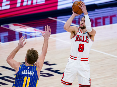 拉文30+8萨博尼斯25分 公牛7人上双加时120-112胜步行者 拉文30+8萨博尼斯25分 公牛7人上双加时120-112胜步行者