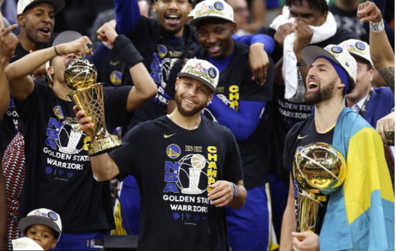 勇士卫冕低调起航 勇士卫冕低调起航