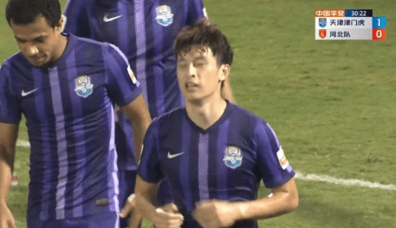 中超-津门虎5-0轻取河北队 贝里奇梅开二度高嘉润巴顿建功 中超-津门虎5-0轻取河北队 贝里奇梅开二度高嘉润巴顿建功