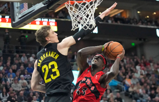 NBA-爵士131-128擒猛龙 马尔卡宁摘两双连续19场20+ 范乔丹34+12+10 