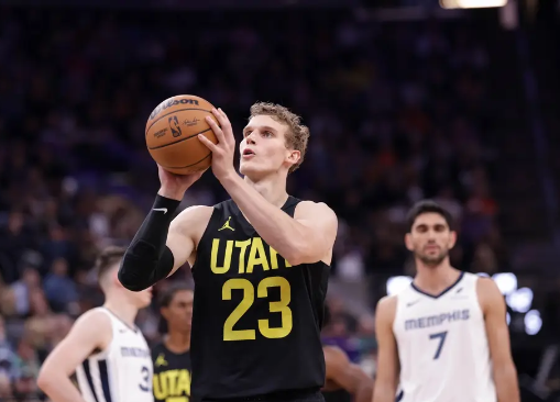 莫兰特22+10马尔卡宁35分 阿尔达马27分 灰熊击败爵士