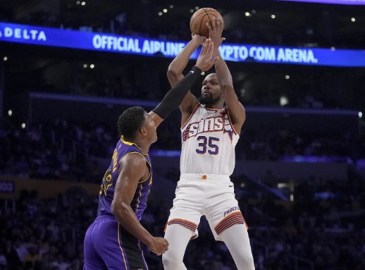 22分大逆转！詹眉56分 小里26+8 杜兰特30分 湖人胜太阳