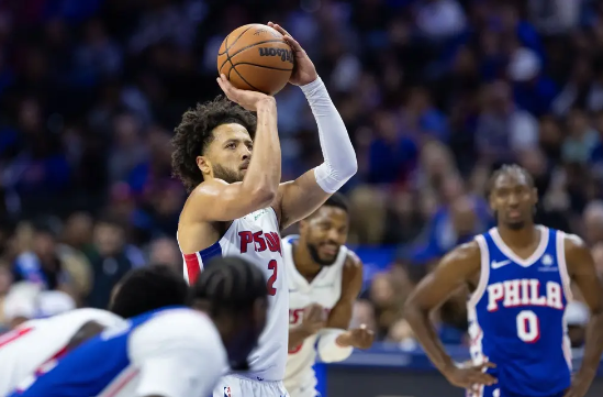 哈里斯18+14 马克西空砍32分 坎宁安22分 活塞轻取76人