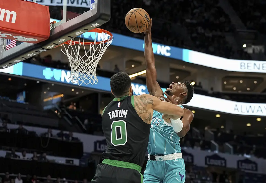 塔图姆29+7 普理查德6记三分 三球36+6+6犯规 绿军再胜黄蜂