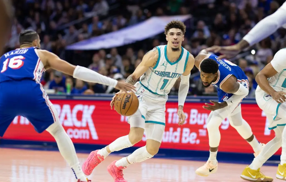 乔治15+9 鲍尔38+8 米勒22+7 76人加时力克黄蜂