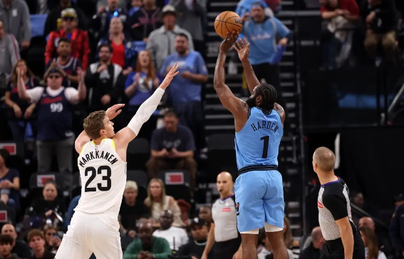 哈登20+6+11&三分里程碑 祖巴茨22+11 快船击退爵士结束3连败