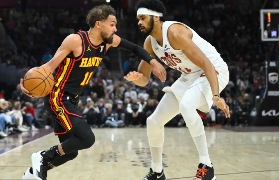 特雷-杨20+22 米切尔30+6 小莫布里22+13 老鹰送骑士主场首败