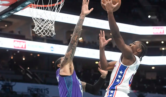 乔治29+8 马克西21+7 米勒34分 76人送黄蜂6连败