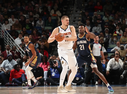 约基奇三双 J-穆雷27+8 CJ24+9 掘金加时逆转送鹈鹕7连败