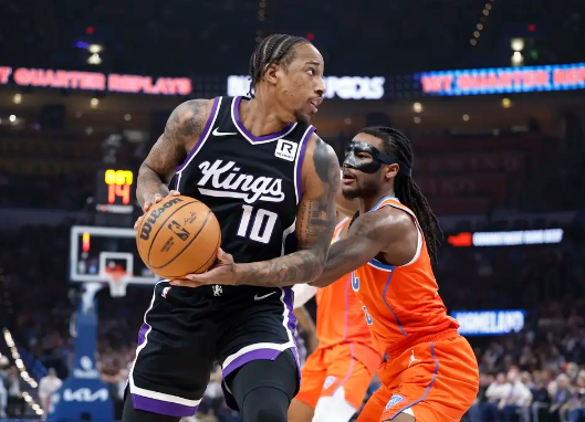 阿隆-维金斯41+14 鸭梨三节29+6+9 福克斯20分 雷霆大胜国王