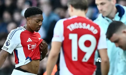 英超-阿森纳0-1不敌西汉姆联，鲍文破门，斯凯利染红