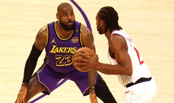 詹姆斯28+13东契奇31+5 哈登18分湖人106-102击沉快船迎5连胜