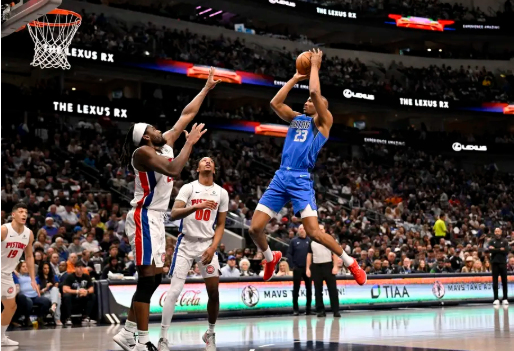 丁威迪31+7 华盛顿27分 CC35+7+6 独行侠击退活塞止4连败