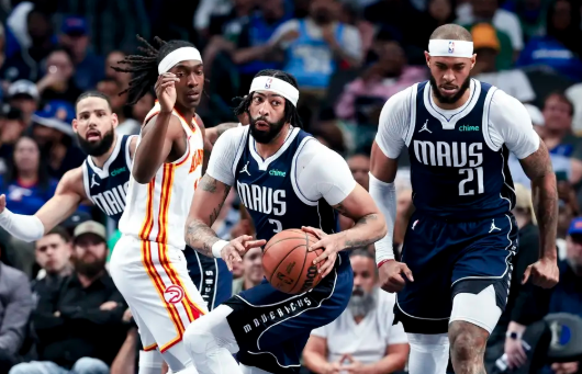 浓眉34+15+5帽+准绝杀+锁死反绝杀 杨25+12 独行侠险胜老鹰