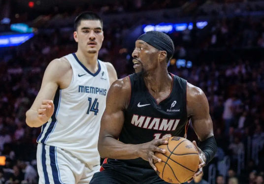 莫兰特压哨绝杀砍30+5 希罗35+9 灰熊险胜热火