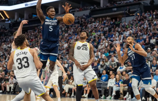 华子43+6+5&登顶三分王 戈贝尔19+18 森林狼胜爵士晋级季后赛