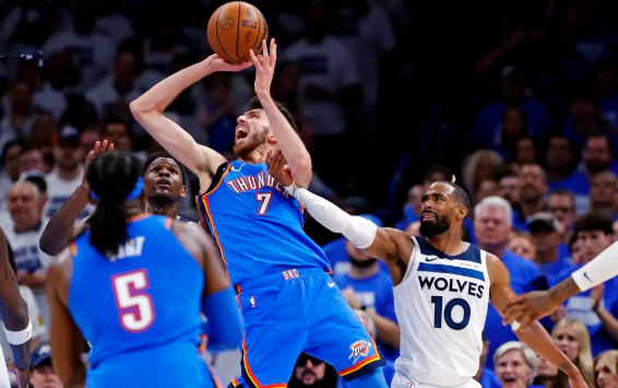 雷霆4-1森林狼晋级总决赛！SGA34+7+8 华子18中7